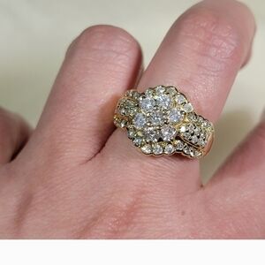 2 Ct Diamond Ring In 18 K Gold Ring
